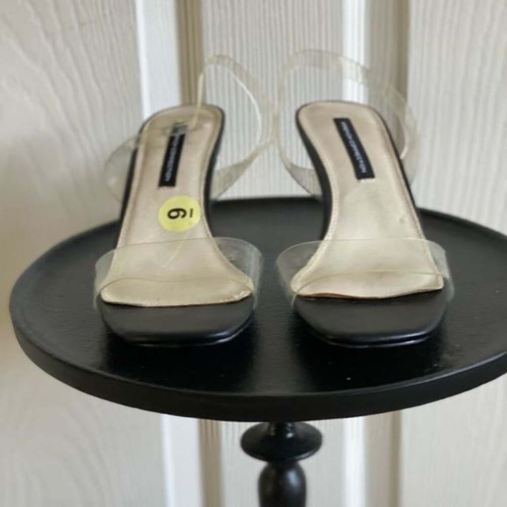 French Connection Black and White Heels with Modern Design
